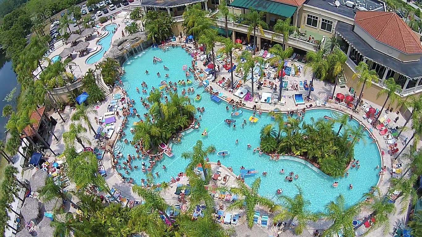 Caliente Club & Resorts in Land O' Lakes, FL